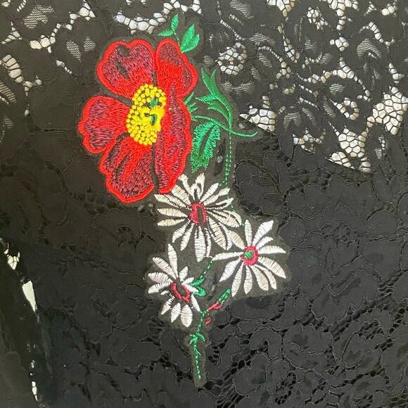 Zara Trafaluc Black Rose Embroidery Dress Medium - Picture 2 of 4